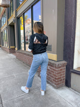 Load image into Gallery viewer, SPICED UP WINDBREAKER
